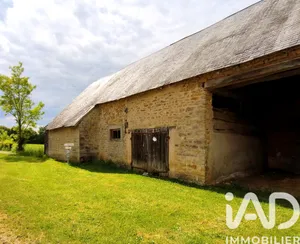 Barn in Biches (58110)