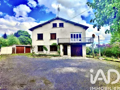 Maison à Saint-Agrève (07320)