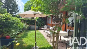 Apartment in Le Chesnay (78150)