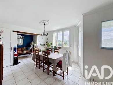 Townhouse in MAROMME (76150)