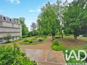 Apartment in Meudon (92190)