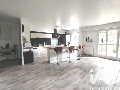 Appartement à Les Ulis (91940)