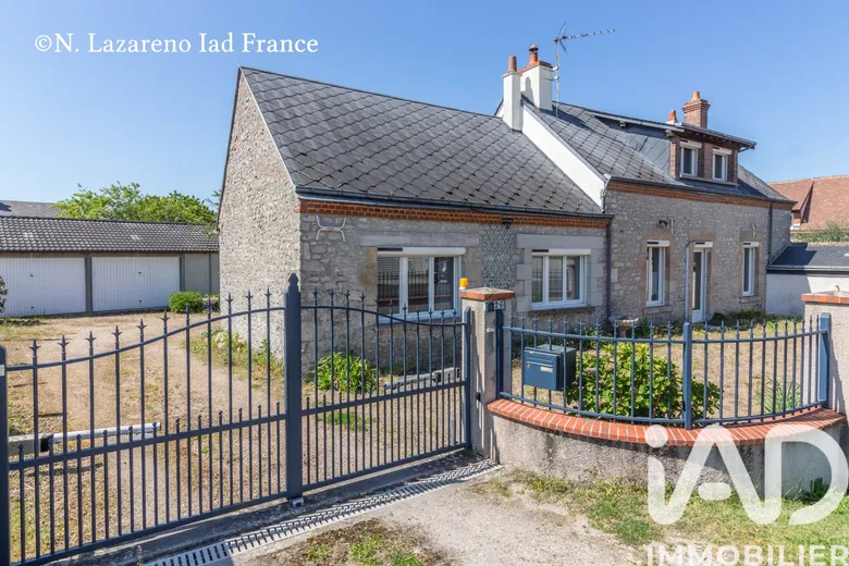 Maison 5 pièces 90 m² · à Vennecy · 90 m² · 215 000 €
