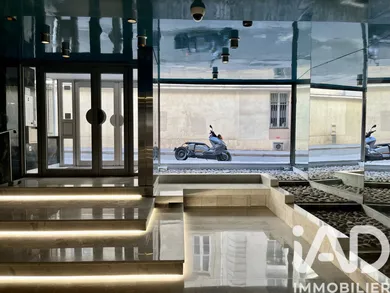 Parking in Paris (75006)