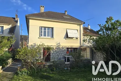 Maison traditionnelle à Gretz-Armainvilliers (77220)
