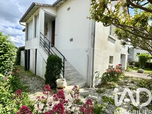 Village house in Coulon (79510)