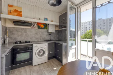 Apartment in Grenoble (38100)