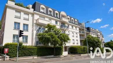 Appartement à Noisy-le-Grand (93160)