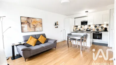 Apartment in Antony (92160)