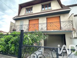 Immeuble à Drancy (93700)