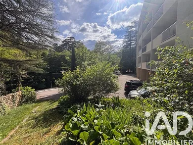 Appartement à Vals-les-Bains (07600)