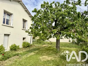 Village house in Coulon (79510)