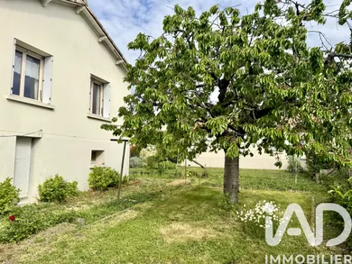 Village house in Coulon (79510)