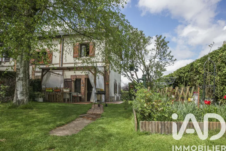 Maison 6 pièces 118 m² · à Saint-Ouen-sur-Iton · 118 m² · 85 000 €
