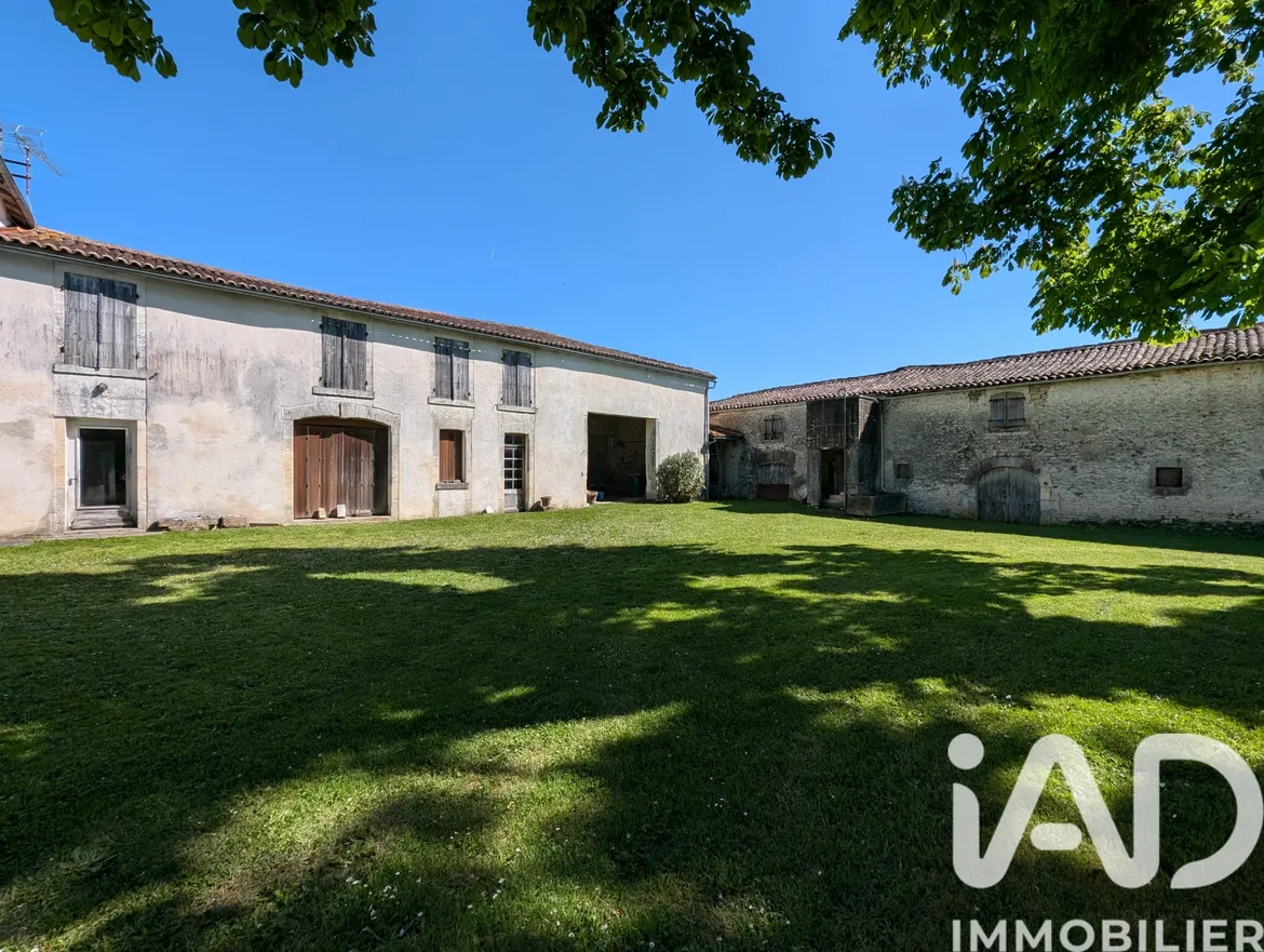 Vente maison à Louzac-Saint-André (16100) : maison 5 pièces 145 m² - 2019087 — 5
