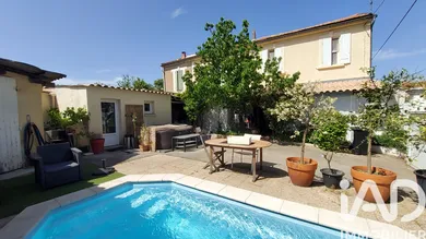 Maison à Arles (13200)
