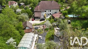 Maison de campagne à Mouthier-Haute-Pierre (25920)