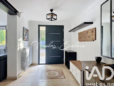 Traditional house in Entraigues-sur-la-Sorgue (84320)