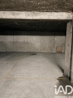 Parking in Gap (05000)