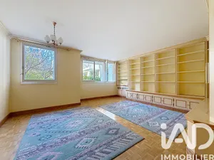 Apartment in Clichy (92110)