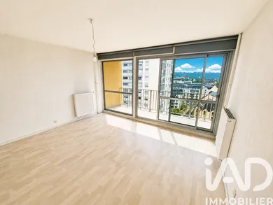 Appartement à Rouen (76100)