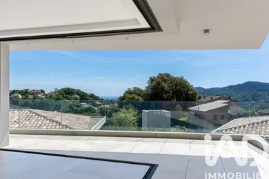 Appartement à Les Adrets-de-l'Estérel (83600)