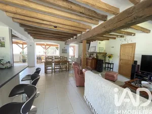 Maison à Saint-Valérien (89150)