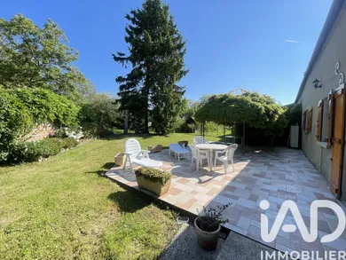 House in Saint-Valérien (89150)