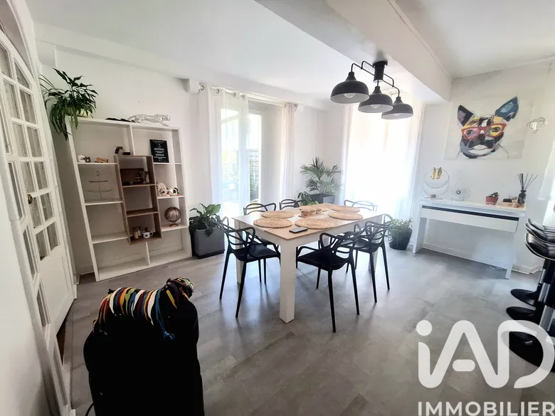 Maison 12 pièces 388 m² · à Lourdes · 388 m² · 250 000 €