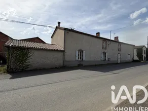 Village house in Saint-Pierre-du-Chemin (85120)