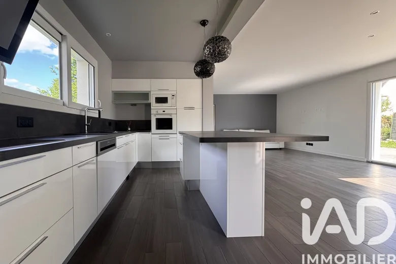 Maison 5 pièces 130 m² · à Saint-Lô · 130 m² · 360 000 €