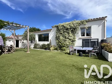 Maison à Camaret-sur-Aigues (84850)