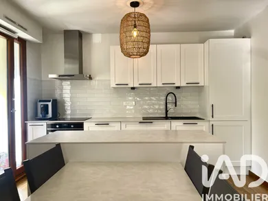 Apartment in Meylan (38240)