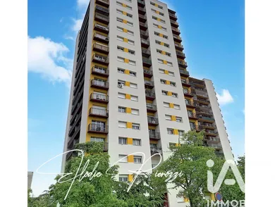 Apartment in Mantes-la-Jolie (78200)