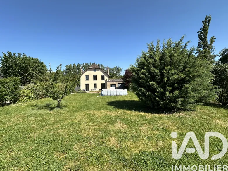 Maison 9 pièces 185 m² · à Huisseau-sur-Cosson · 185,3 m² · 315 000 €