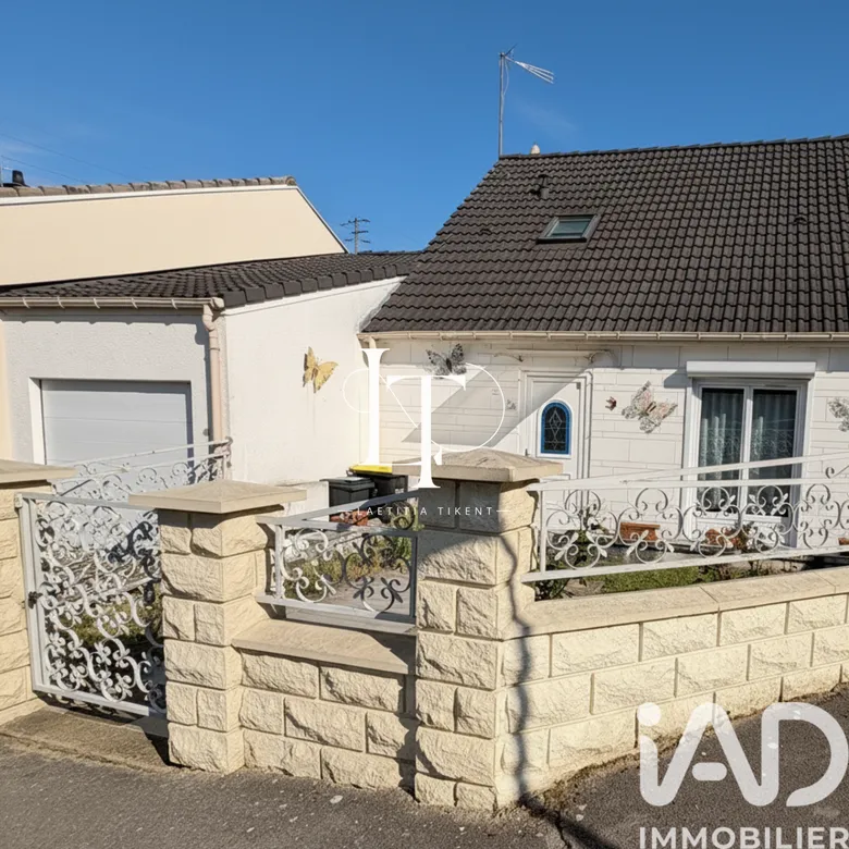 Maison 4 pièces 95 m² · à Bury · 95 m² · 230 000 €