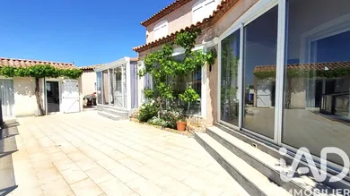 Traditional house in Meynes (30840)