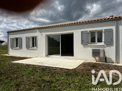 Maison traditionnelle à Port-d'Envaux (17350)