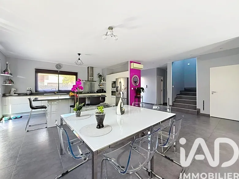 Maison 4 pièces 144 m² · à Juvignac · 144,1 m² · 550 000 €