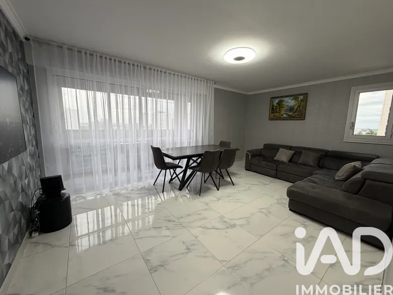 Appartement 4 pièces 91 m² · à Poitiers · 90,9 m² · 128 000 €