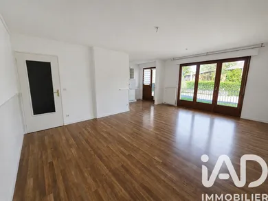 Apartment in Belley (01300)