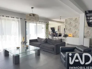 House in La Rochette (77000)