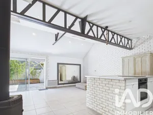 Loft in Troyes (10000)