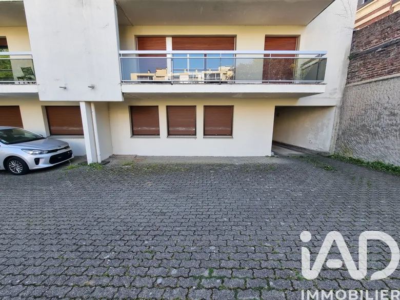 Parking 13 m² · à Amiens · 12,5 m² · 12 000 €