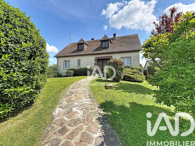 Maison 4 pièces 101 m² · à Saint-Martin-d'Écublei · 101,5 m² · 169 000 €