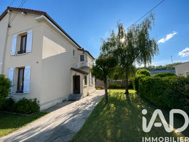 House in Bagneaux-sur-Loing (77167)