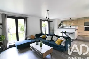 Maison à Verneuil-sur-Seine (78480)
