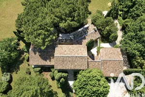 Traditional house in Pont-Saint-Esprit (30130)