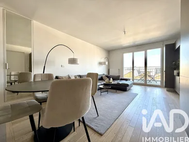 Appartement à Courbevoie (92400)