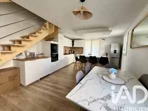 Maison de village à Savigny (74520)